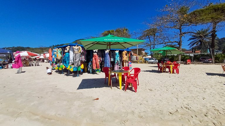 #208.Apto novo, 300 metros da praia, com piscina