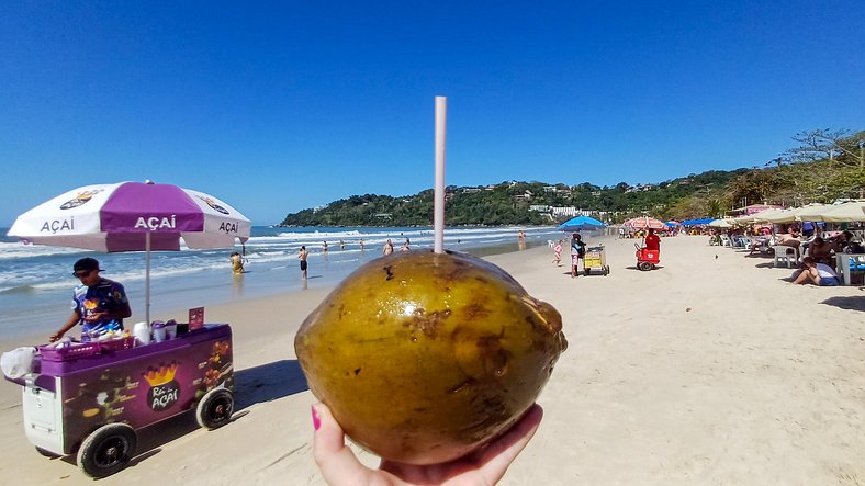 #208.Apto novo, 300 metros da praia, com piscina